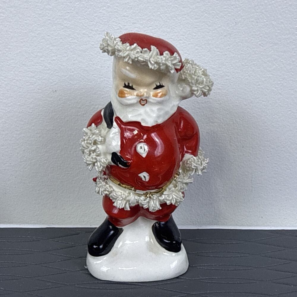 Vintage Napco Santa & Mrs Claus Salt & Pepper Shakers Spaghetti Trim - Picture 6 of 8